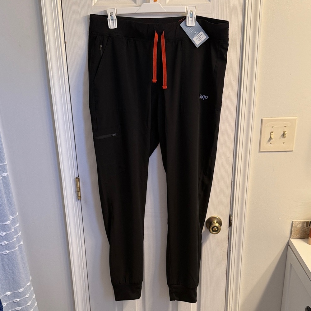 NWT Black Lago Jogger Scrub Pants